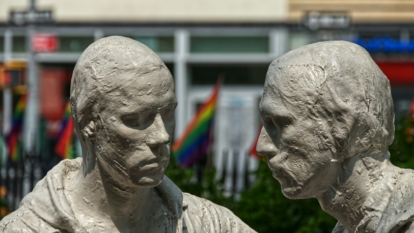 Image prétexte de statue. Source : Unsplash 