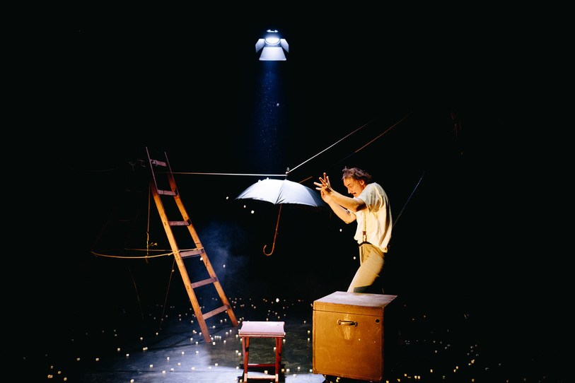 Le spectacle « Le Faiseur de nuages » sera présenté le jeudi 16 avril à l'Aula Chantemerle à Moutier. (Photo : Igor Ripak.)