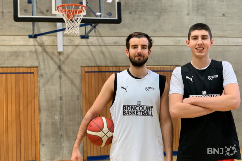 Juraj Kozic (à gauche) a 25 ans et vit sa troisième saison au BC Boncourt. Petar Kozic, 19 ans, découvre le basketball professionnel.