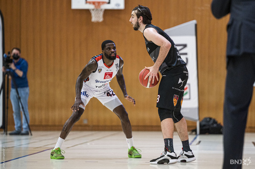 Juraj Kozic, ici face à Union Neuchâtel, pourrait vivre un moment historique avec l'équipe de Suisse de basketball (photo : archives, Jonathan Vallat).