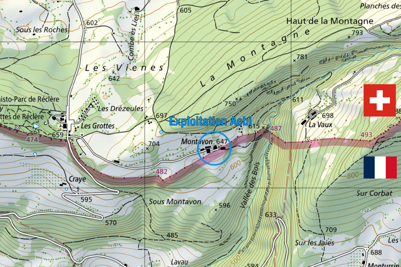 La position de l'exploitation de Samuel Aebi à la frontière franco-suisse. (Carte : Swisstopo)
