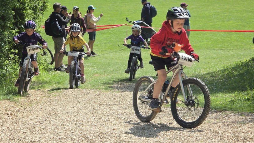 Les poussins ont aussi eu leur course de VTT dimanche à Bôle.