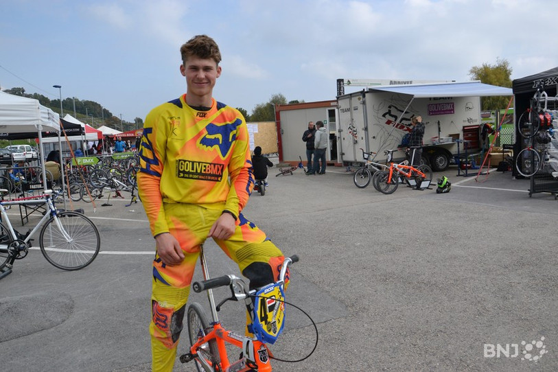 Alexi Mosset a troqué le vélo contre les spatules. (Photo: archives).