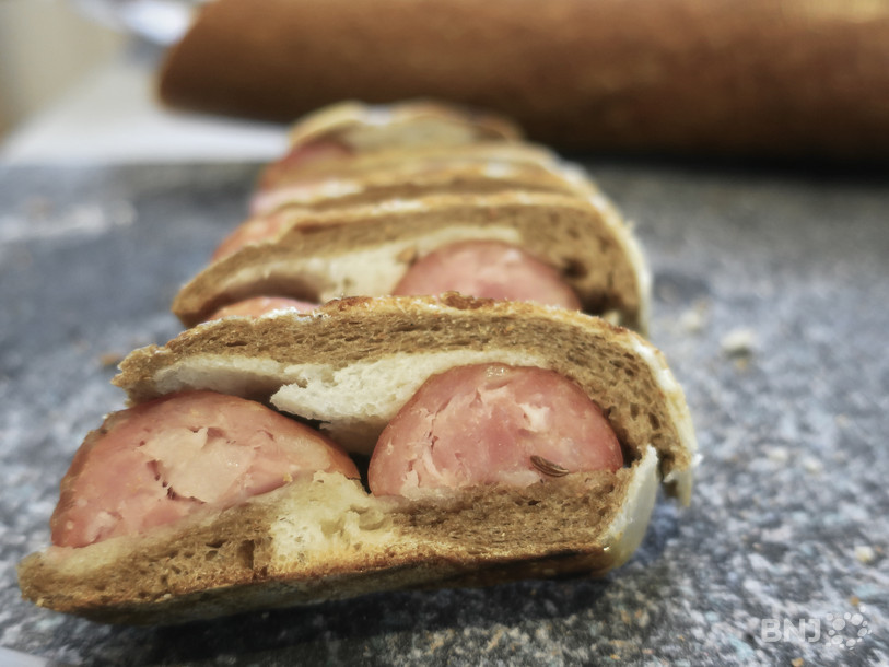 Saucisse d'Ajoie et Pain