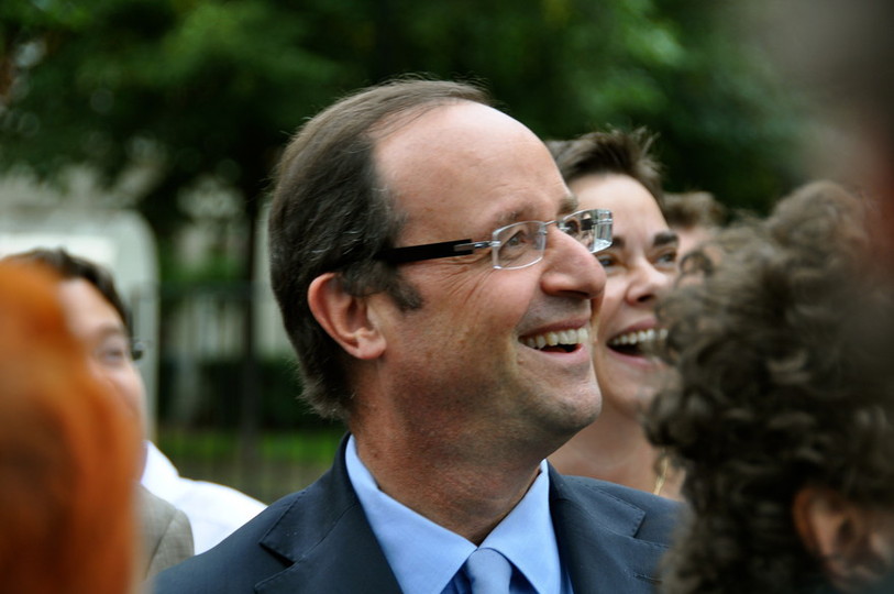 François Hollande tout sourire