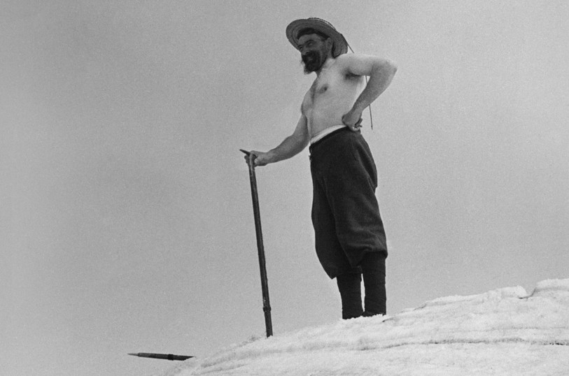 Jules Jacot Guillarmod en pleine action (Photo : Musée d'histoire de La Chaux-de-Fonds).