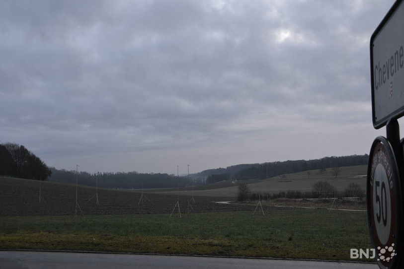 Terrain piqueté à Chevenez