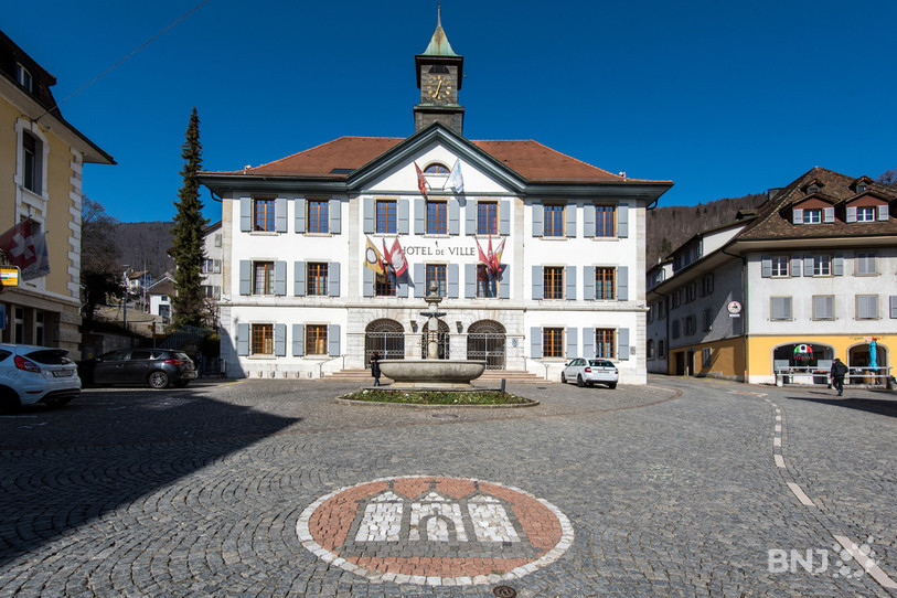 Les autorités de Moutier ont livré vendredi leur prise de position sur le concordat réglant les modalités du transfert de la commune dans le canton du Jura. (Photo : Georges Henz).