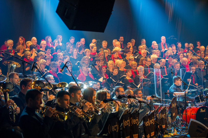 Les 30 musiciens de l’ECJ et la centaine de voix d’EVOCA resteront muets encore quelques temps. (Photo : ECJ/EVOCA).