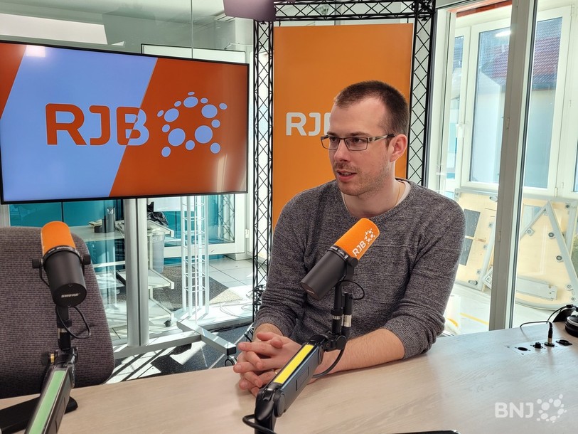 Cyprien Lovis, rédacteur en chef, nous parlait ce vendredi depuis le nouveau studio.