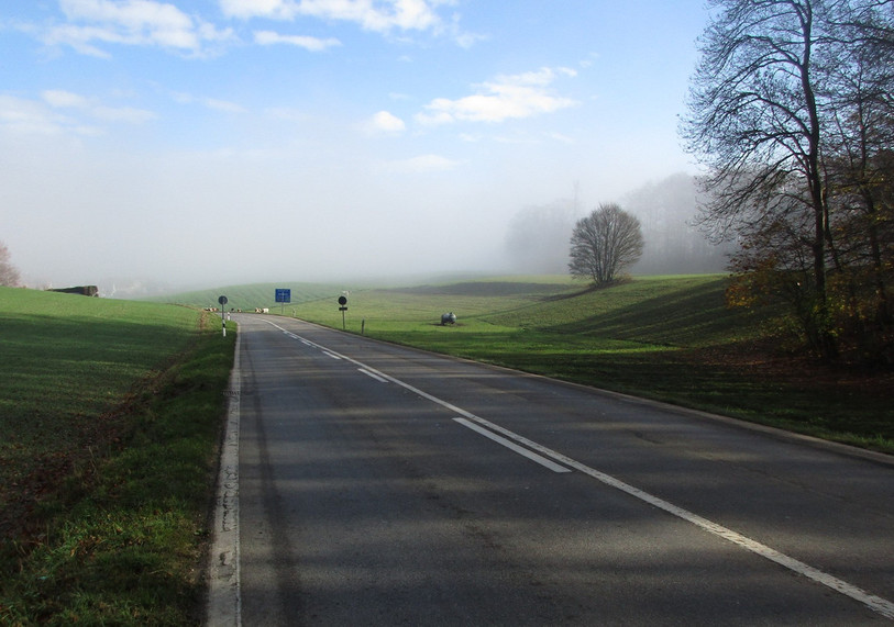 La route entre Rochefort et Rochefort-Dessus sera rénovée. (Photo: Service des ponts et chaussées)