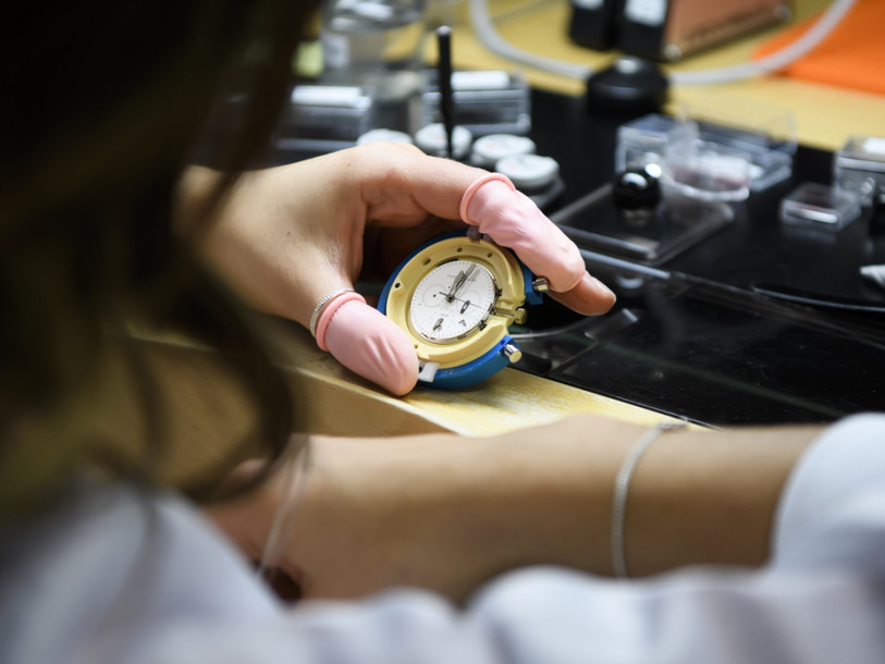 L'horlogerie haut de gamme suisse se porte bien malgré la crise. (Photo : KEYSTONE / Anthony Anex).
