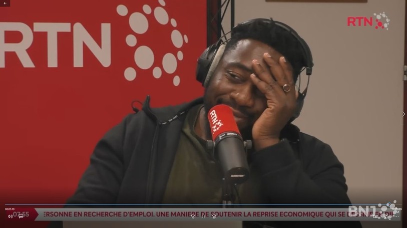 Chrisitian Mukuna a quelques petits problèmes informatiques.