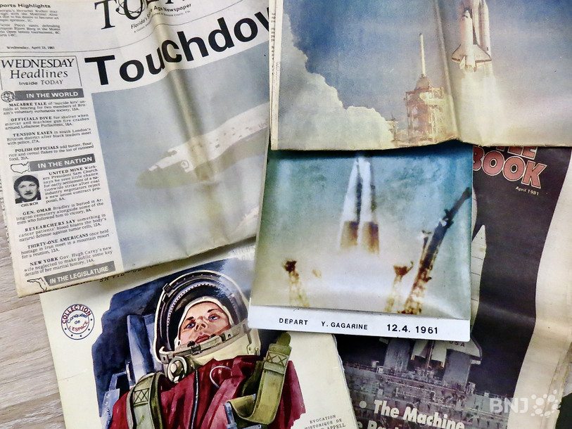 Journaux et affiches