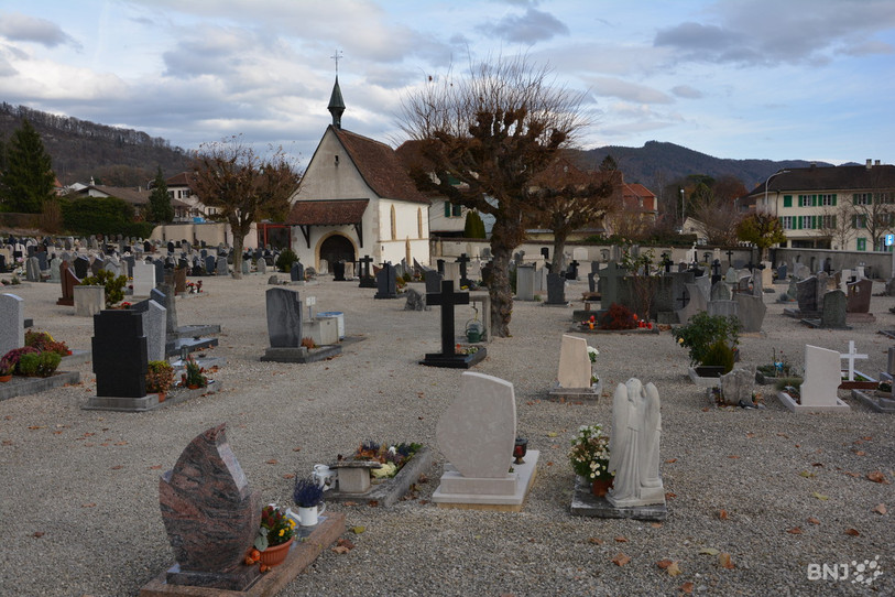 Des cartes de condoléances ont été dérobées au funérarium de Delémont. (Photo : archives).