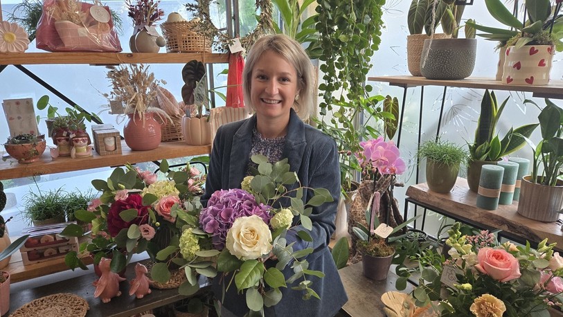 Une semaine chargée pour Marine Lallemand-Jubin, propriétaire d'un magasin de fleurs à Alle.