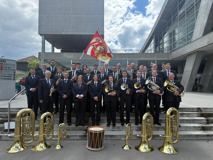 La fanfare de Montsevelier rentre de Bienne avec une première place. (Photo : fanfare de Montsevelier).
