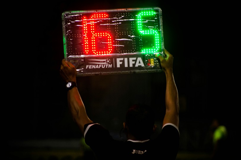 Image prétexte de remplacement au football. Source : Unsplash