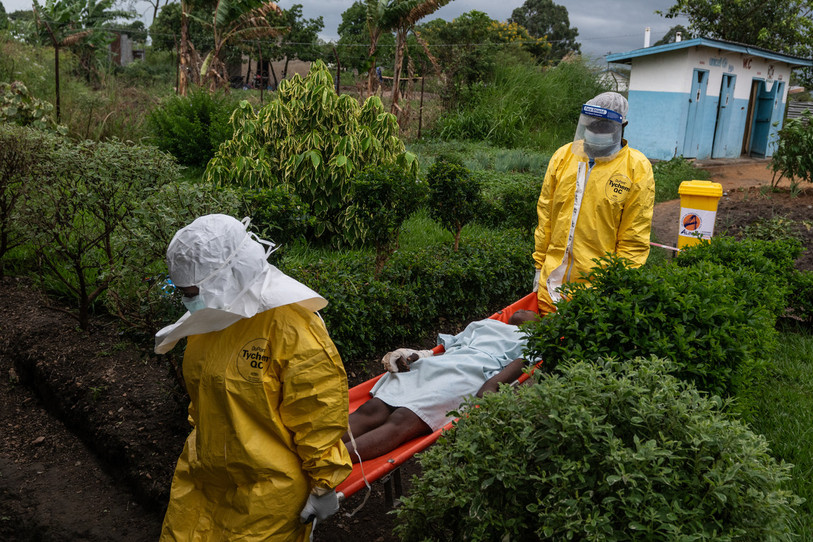 Le nombre de contaminations va continuer à augmenter ces prochaines semaines, selon l'OMS. (Photo : AP Photo/Moses Sawasawa).