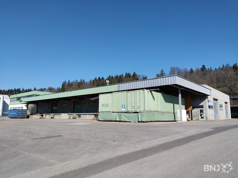 Les anciens entrepôts Von Bergen au Crêt-du-Locle.