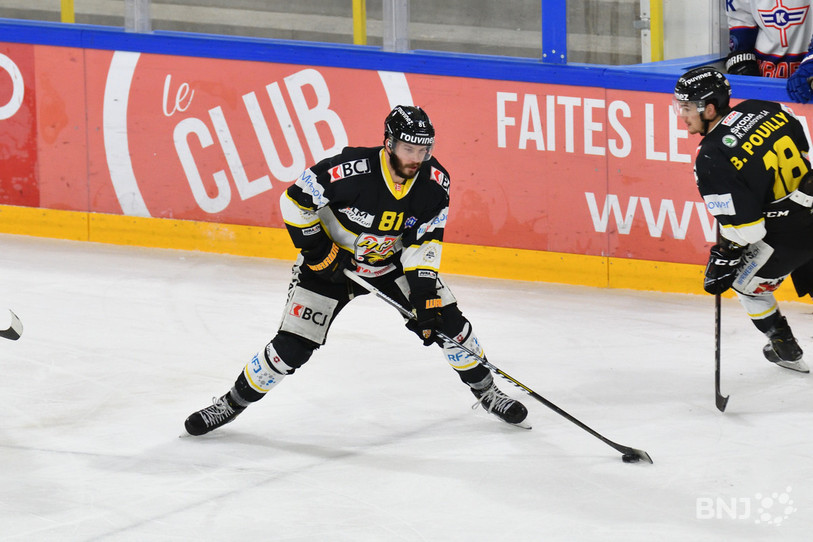 Mathias Joggi défiera ses anciennes couleurs du HC Bienne pour le retour du HC Ajoie dans l'élite du hockey sur glace helvétique (photo : Georges Henz).