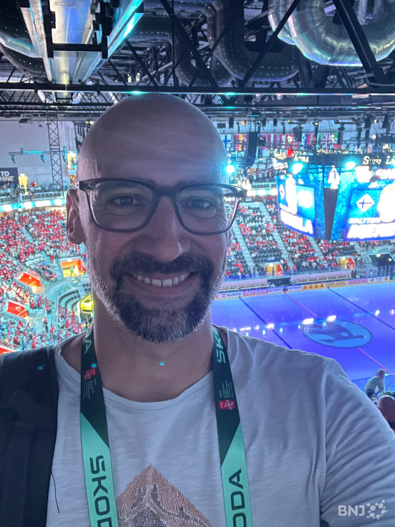 Vincent Costet était au Championnat du monde de hockey sur glace, à Zurich, durant tout le tournoi.