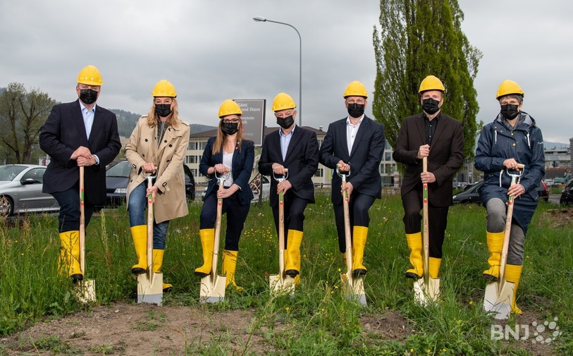 Les investigateurs du projet ont effectué le premier coup de pelle ce vendredi. (Photo : EVB).