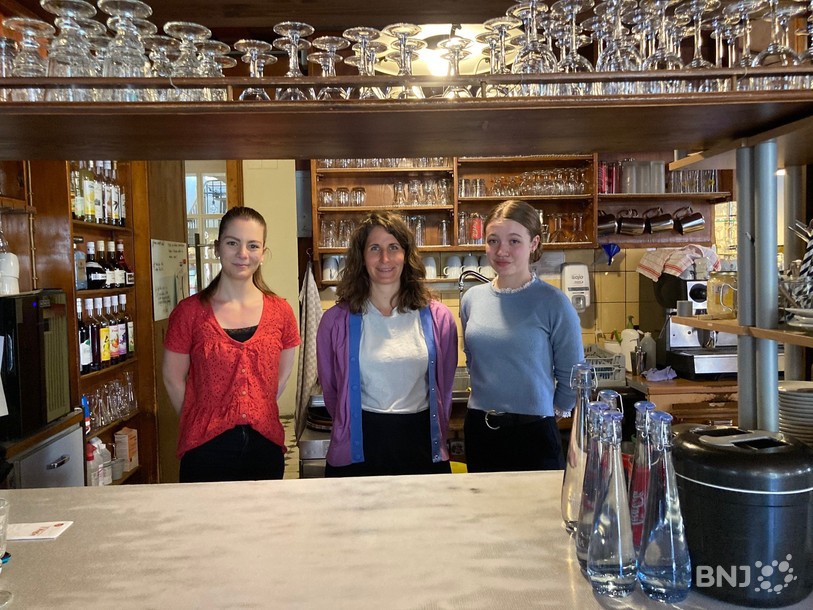 Grace Sunier, Laure Von Wyss, Sydney Bracher