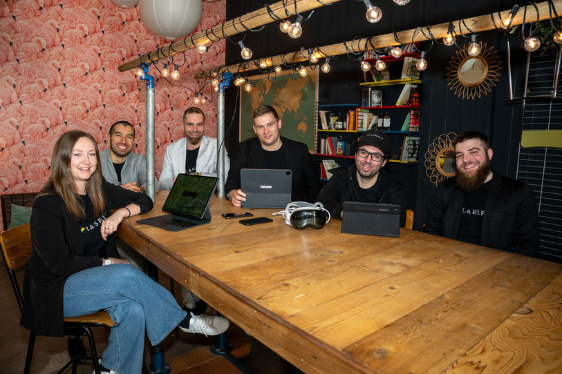 L’équipe de Solarsplit se compose de Valentine Blaser, Bryan Umana, Luca Zucchetto, Wilfried Josset, Krystian Pawlowski et Saddam Satouyev. (Photo : Up to you.)