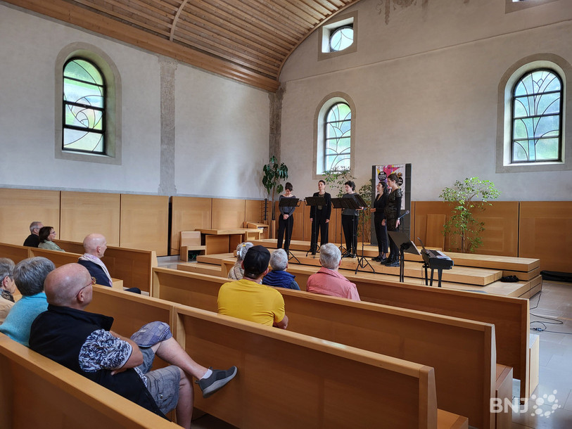 L'ensemble Diaphane est composé de cinq chanteuses professionnelles. Elle se sont produites au temple samedi matin.