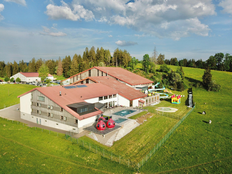 Le Centre de Loisirs des Franches-Montagnes pourrait s'allier à Hota Hotel (photo: CLFM).