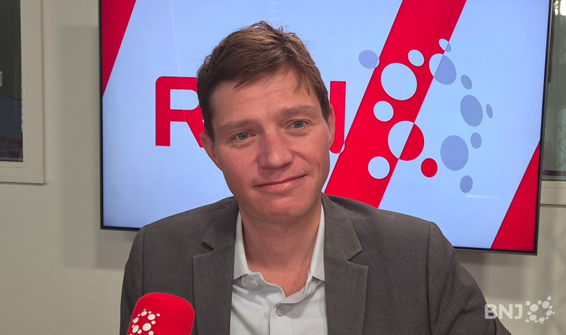 Gabriel Risold, journaliste pour le Courrier du Val-de-Travers, dans « La Matinale ».