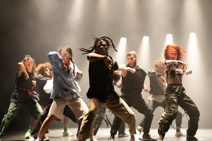 La compagnie MazelFreten présentera Rave Lucid. (Photo : Jonathan Lutumba)
