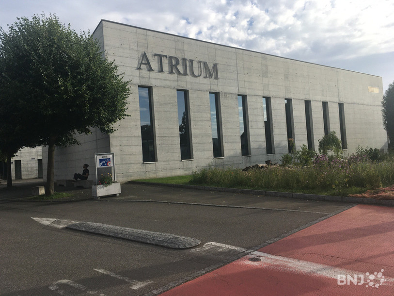 La salle de l'Atrium, à Vicques, doit limiter sa capacité d'accueil à 200 personnes jusqu'à la mise à jour du plan d'évacuation d'urgence.