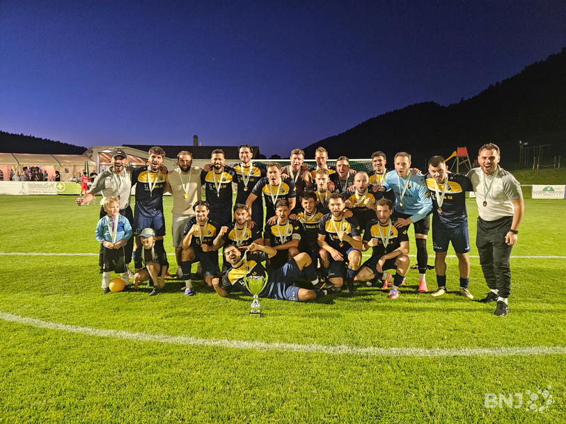 Le FC Hauterive s'offre le titre de champion de 3e ligue.