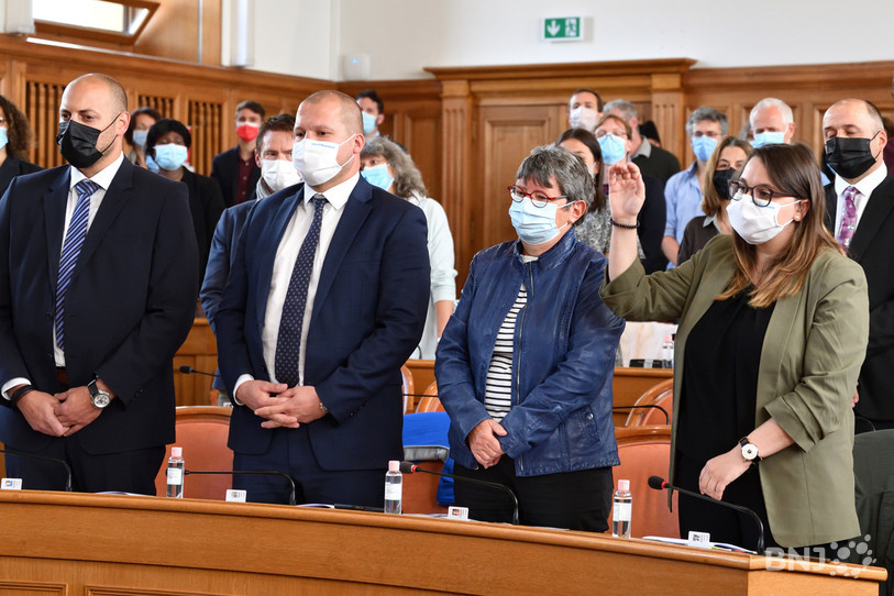 Les députés ont pris place pour la première fois lors de cette nouvelle législature.