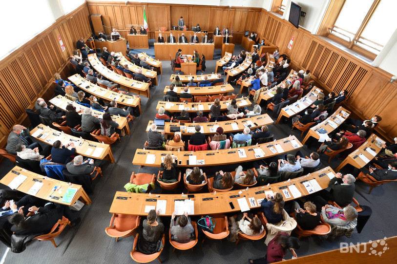Le Grand Conseil neuchâtelois a rejeté ce mercredi la motion de Zoé Bachmann ex-députée de Solidarités et membre du comité référendaire contre la H18.