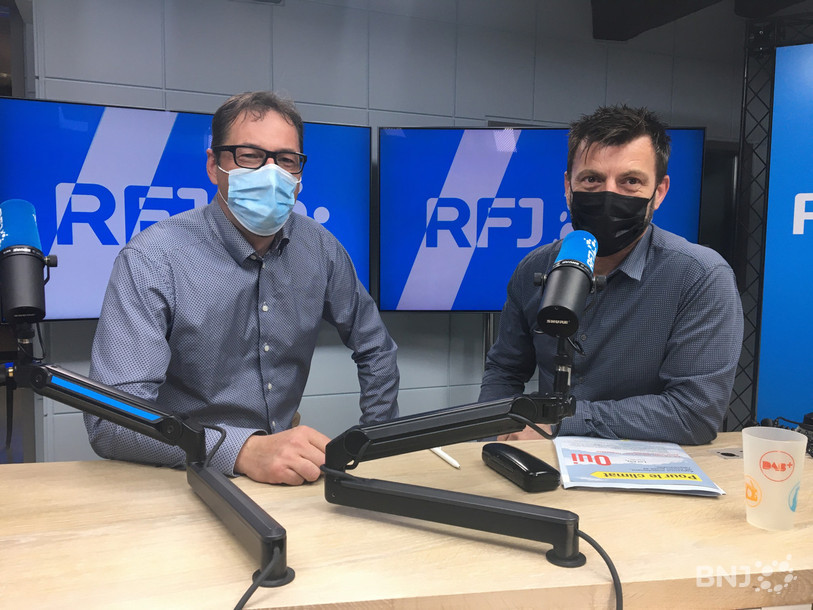 De gauche à droite : Jacques-André Aubry et Didier Receveur débattent sur la Loi CO2, soumise au peuple le 13 juin prochain.
