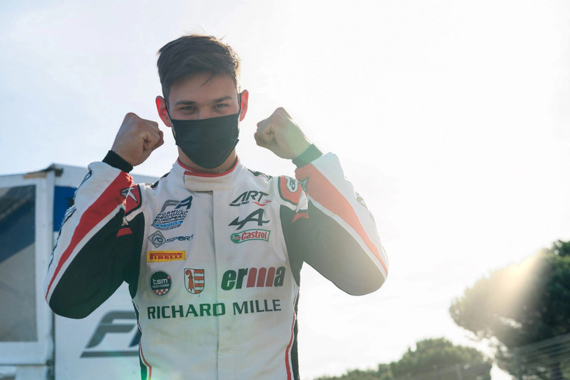 Grégoire Saucy peut célébrer, il est champion de Formule 3 régionale (photo : archives/Actualfoto/www.formularegionaleubyalpine.com).