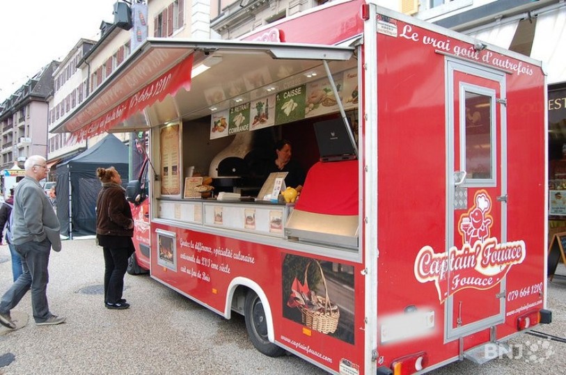 Les camions de restaurations auront un emplacement dans la ville de Bienne dès le printemps 2022. (Photo: archives)
