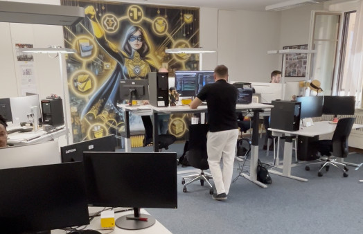 Le Centre de cryptographie de La Poste est basé à Neuchâtel, dans l'Hôtel des Postes.
