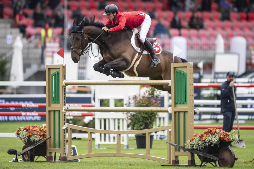 Steve Guerdat et Venard de Cerisy entreront en piste ce mardi à Tokyo (photo : archives, KEYSTONE/Ennio Leanza).