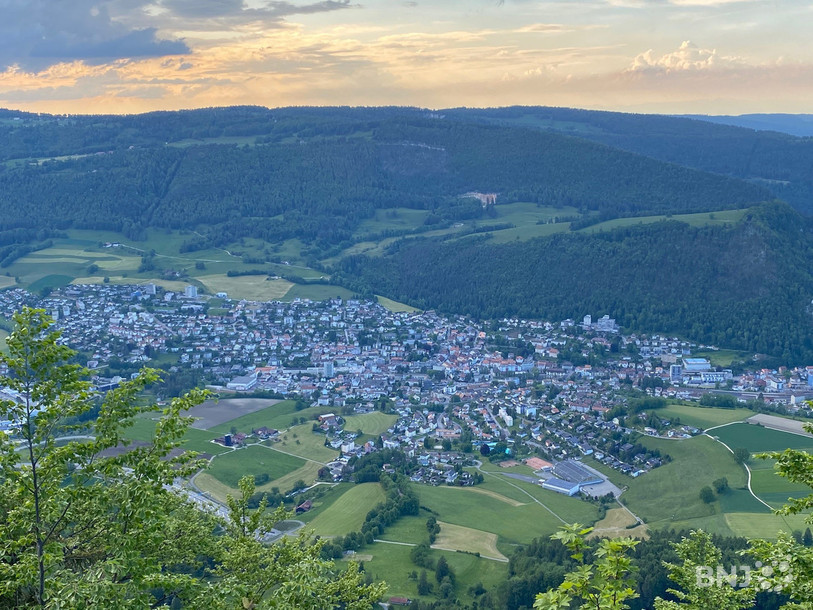 Dans le sondage soumis aux communes voisines de Moutier, il est notamment question de l’école secondaire qui accueille les
enfants de Grandval, de Perrefitte et de Roches ou encore du traitement des eaux
usées. (Photo: archives)