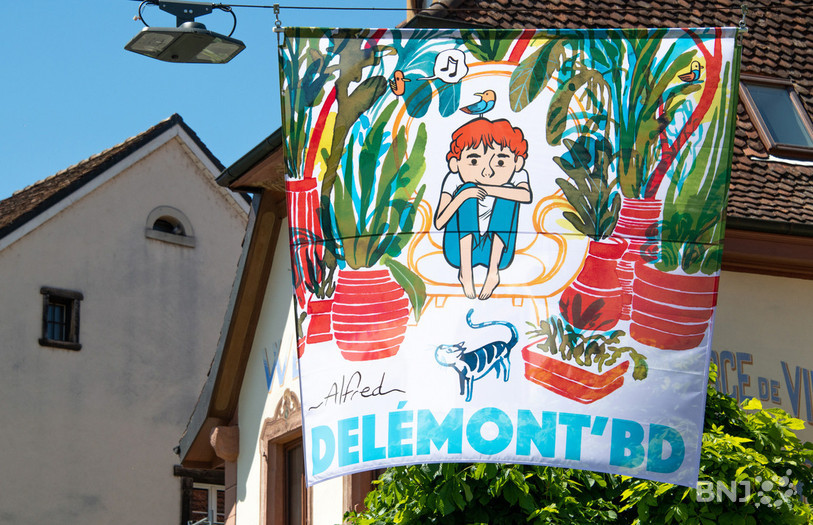 La bande dessinée est portée en triomphe ce week-end à Delémont. (Photo : Georges Henz).
