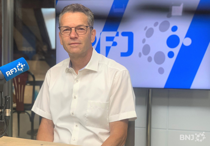 Michel Brahier démissionne pour profiter pleinement de sa retraite. Il était en direct mercredi dans La Matinale.