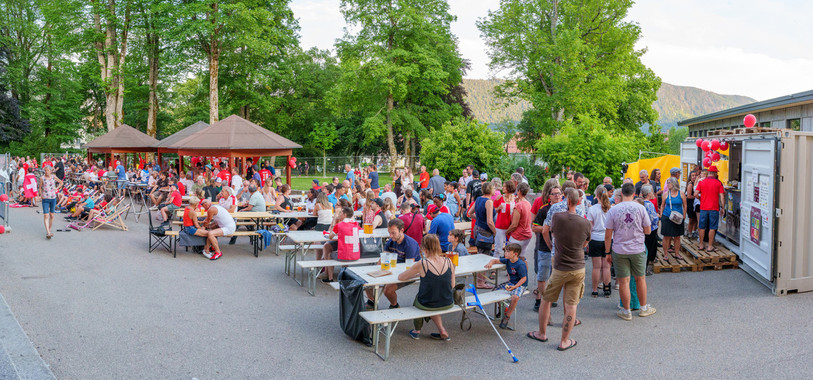 La fanzone du Rupicapra pour la Coupe du monde de football a immédiatement rencontré du succès. (Photo: Rupicapra, Philippe Montes)