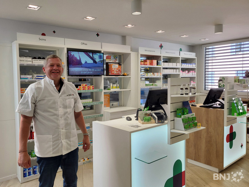 Le directeur de la plateforme de santé Pharmacie Marti, Sébastien Marti, appelle à conserver les médicaments dans un endroit sans grandes variations de température et à l’abri de la lumière.