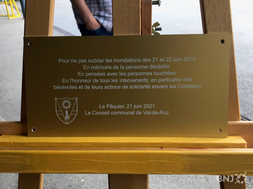 Les plaques commémoratives seront installées dans les villages de Dombresson, Villiers et du Pâquier, durement touchés par les inondations du 21 juin 2019.