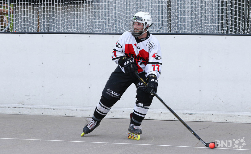 Marius Heimberg et ses coéquipiers de Bienne Skater 90 ont gagné leur premier match de la saison (photo : archives/Mauricette Schnider).