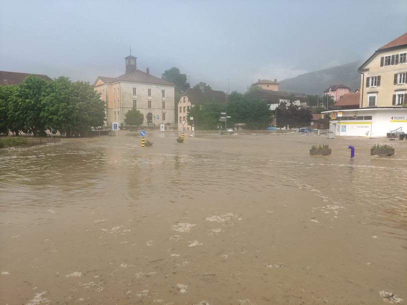 Le village de Villeret a été complètement inondé par les fortes précipitations (Photo: auditeur reporter)
